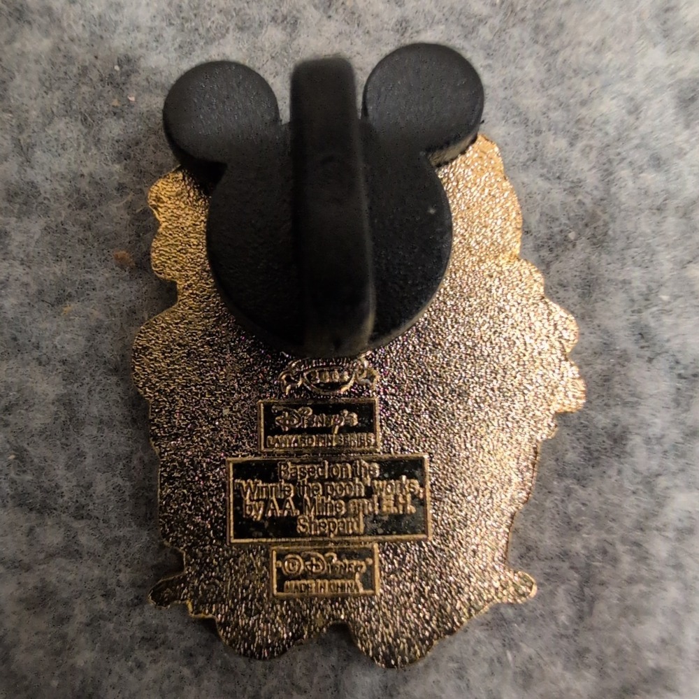 Disney Winnie the Pooh Hunny Pots in Mine Cart Enamel Lanyard Pin 2008 VG+ - Picture 3 of 4